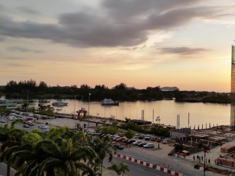 Kk Waterfront Suites At Marina Court โกตาคินาบาลู ภายนอก รูปภาพ